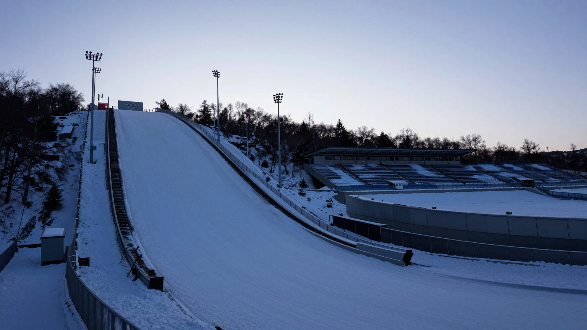 Après l'élimination du combiné nordique des Jeux olympiques : athlètes et fédérations se battent pour l'avenir