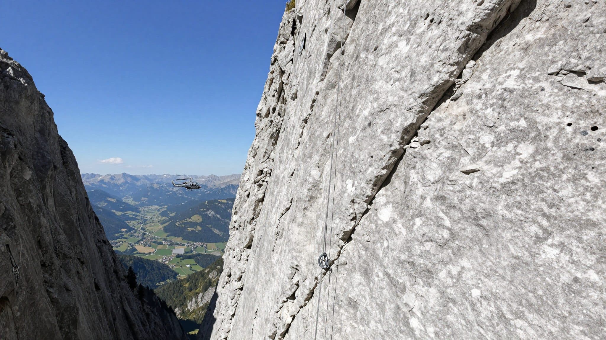 Coup de chaleur sur une via ferrata en Tyrol oriental : une Allemande de 44 ans secourue par hélicoptère