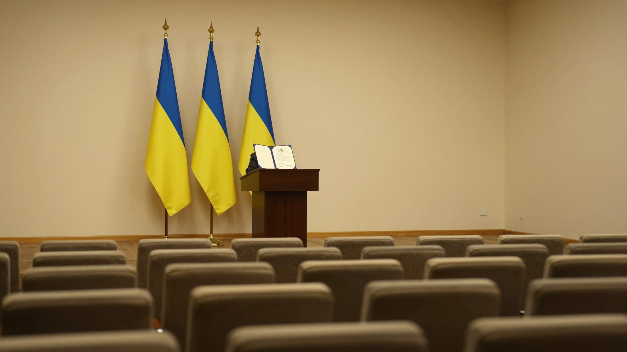 Nouveau commandant en chef ukrainien : Zelensky nomme le général Drapatyj pour succéder à Syrskyj