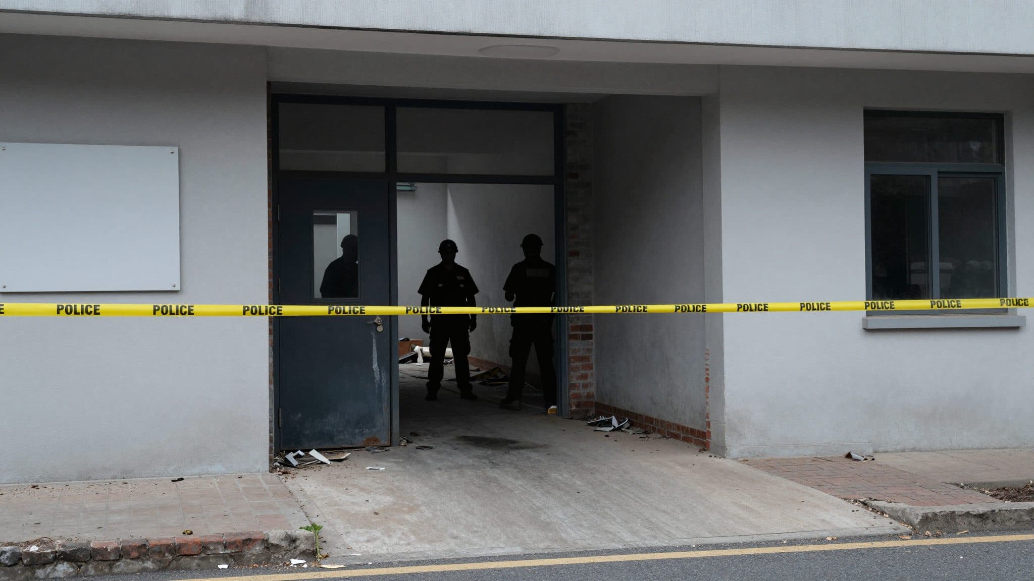 Attaque contre le service de la jeunesse de Finsterwalde : arrestation après un incendie criminel