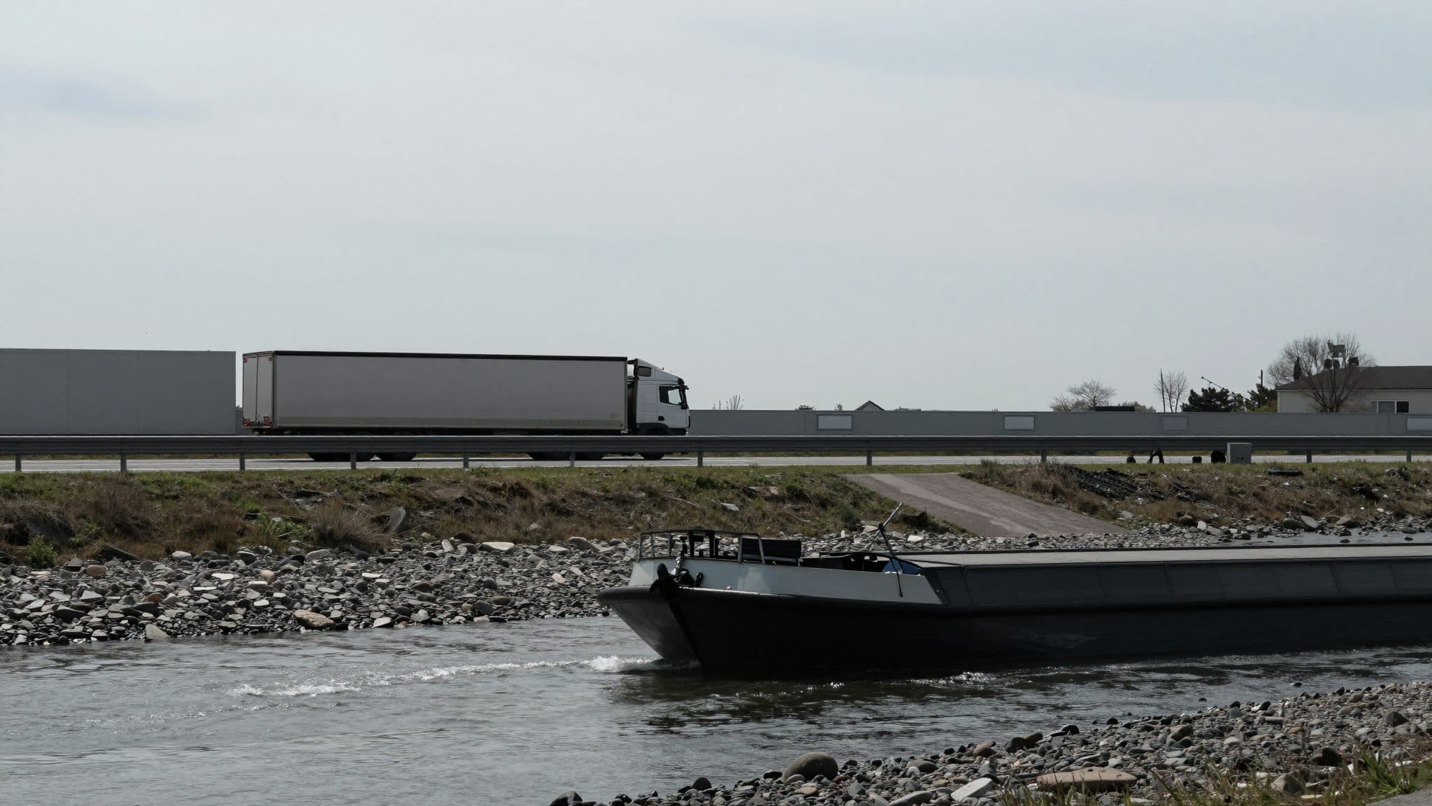 La Hesse suspend provisoirement l'interdiction de circulation des poids lourds le dimanche