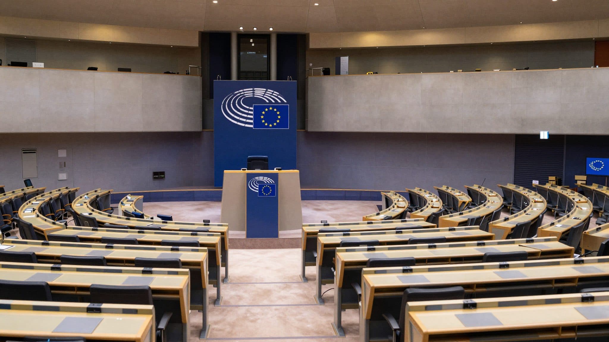 Le Parlement européen vote l'ouverture d'une procédure d'examen contre la famille politique européenne de l'AfD, ESN