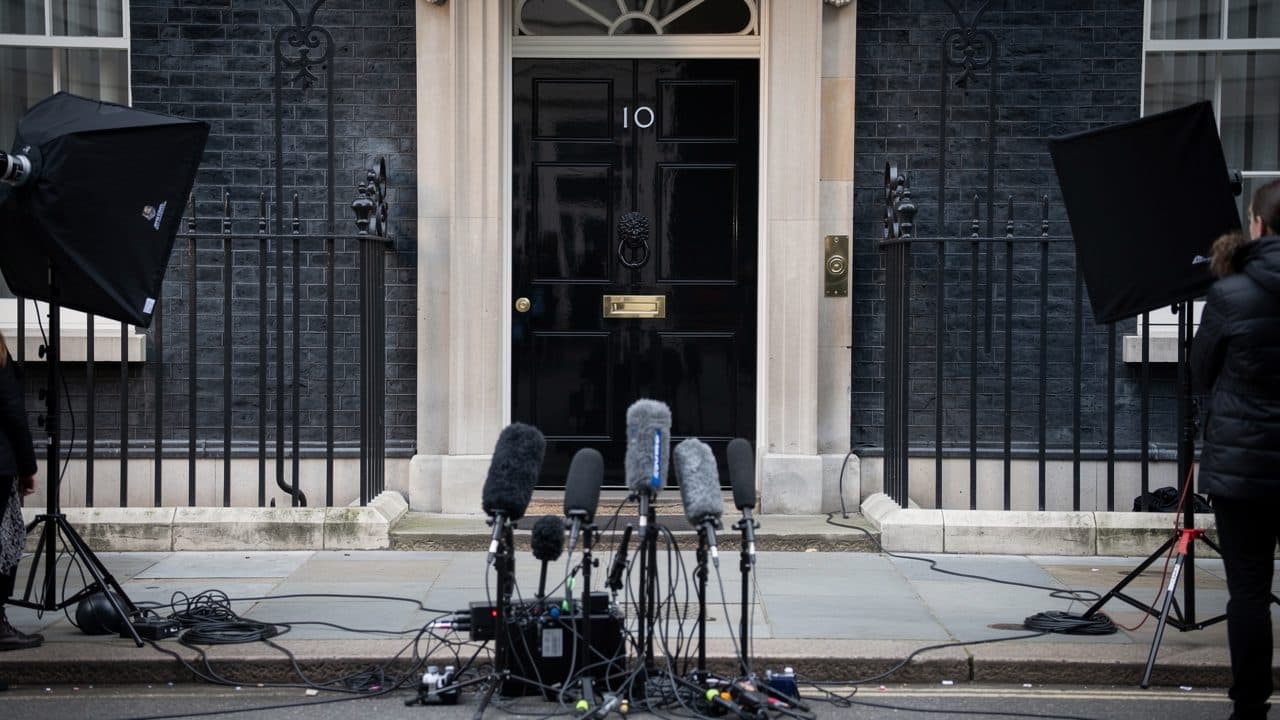 Keir Starmer démissionne de la tête du Parti travailliste et de celle du gouvernement – Andy Burnham se positionne comme successeur