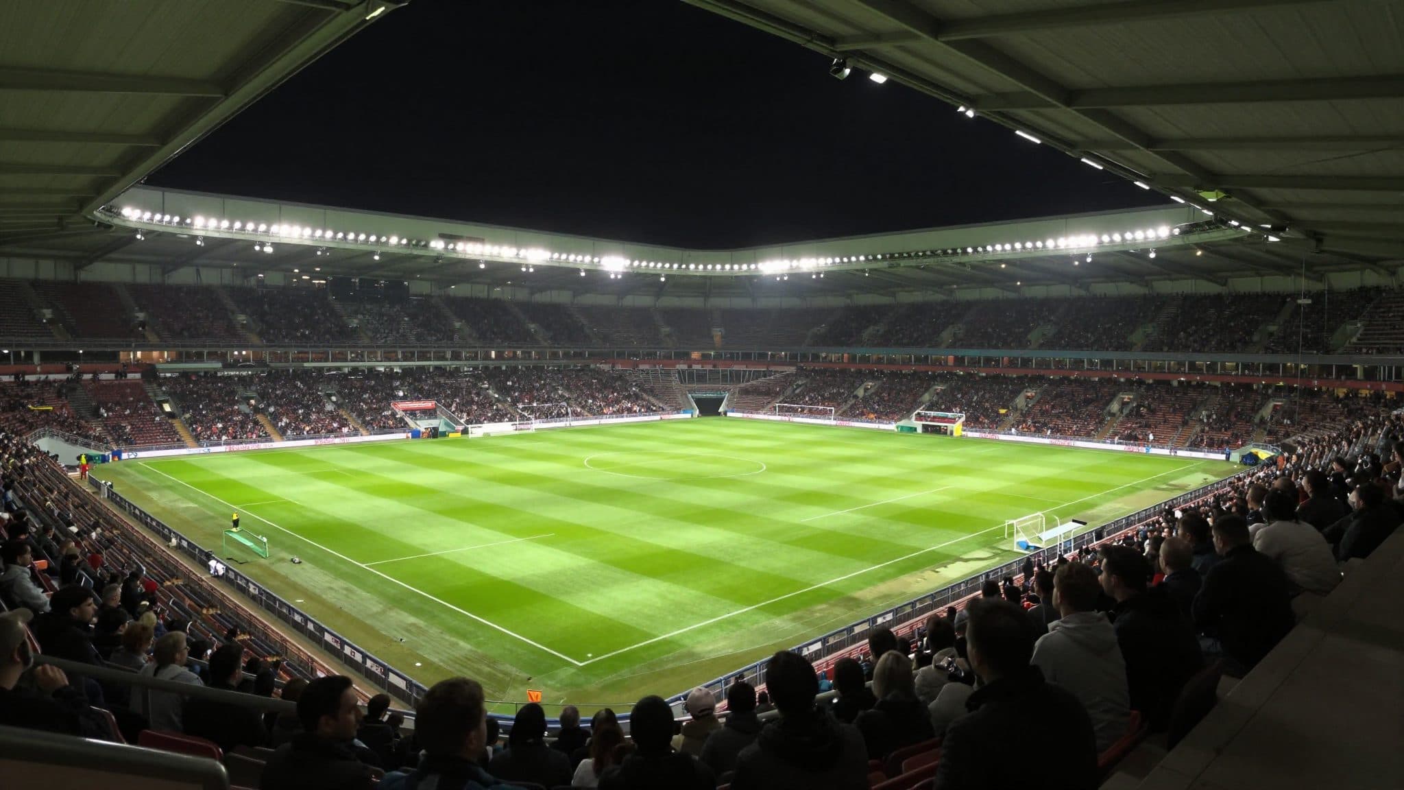 Eintracht Frankfurt : victoire record en Coupe DFB contre St. Tönis