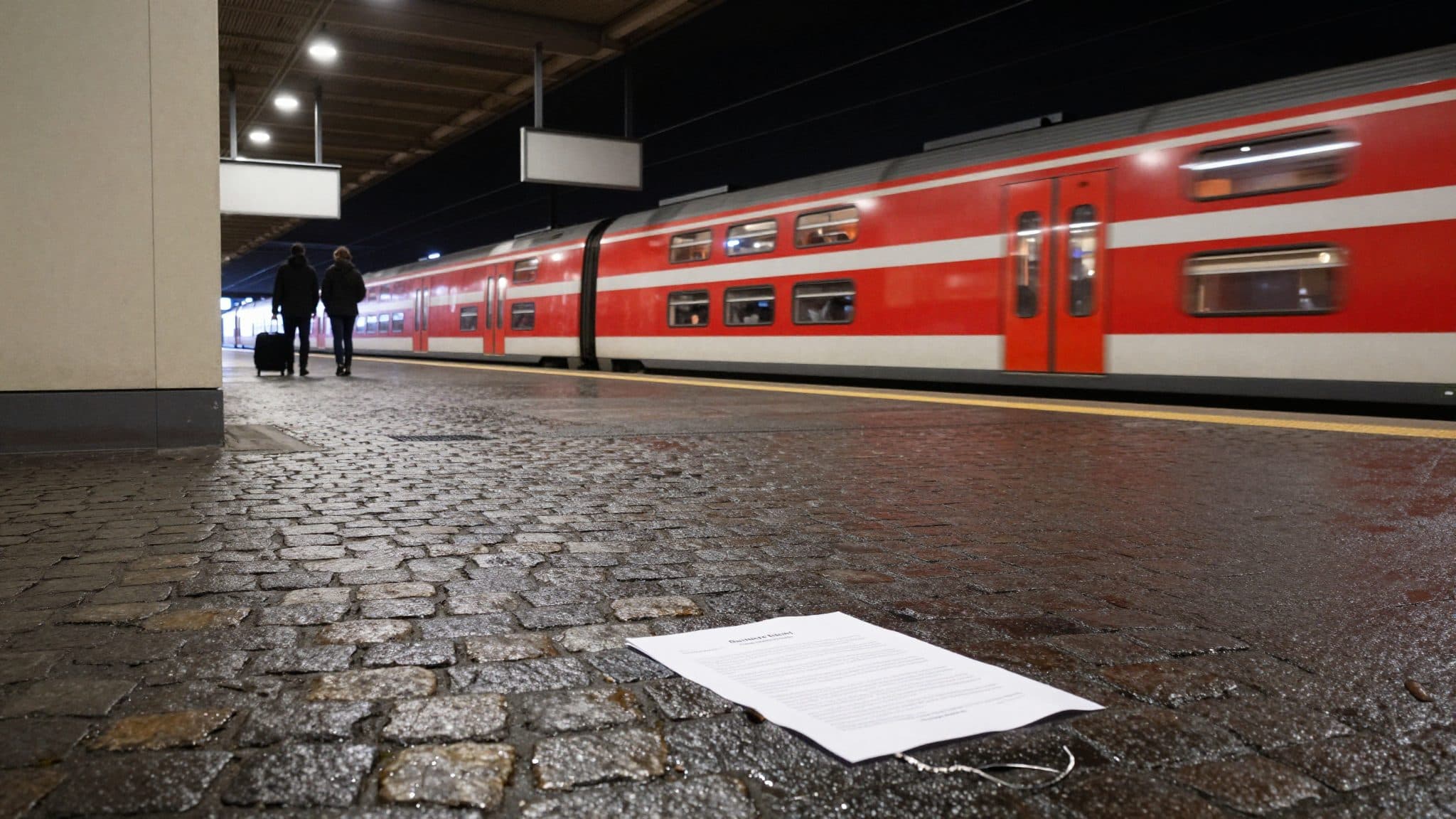 Ordonnance pénale contre la députée Akbulut après l'incident dans le train – 51 600 euros d'amende