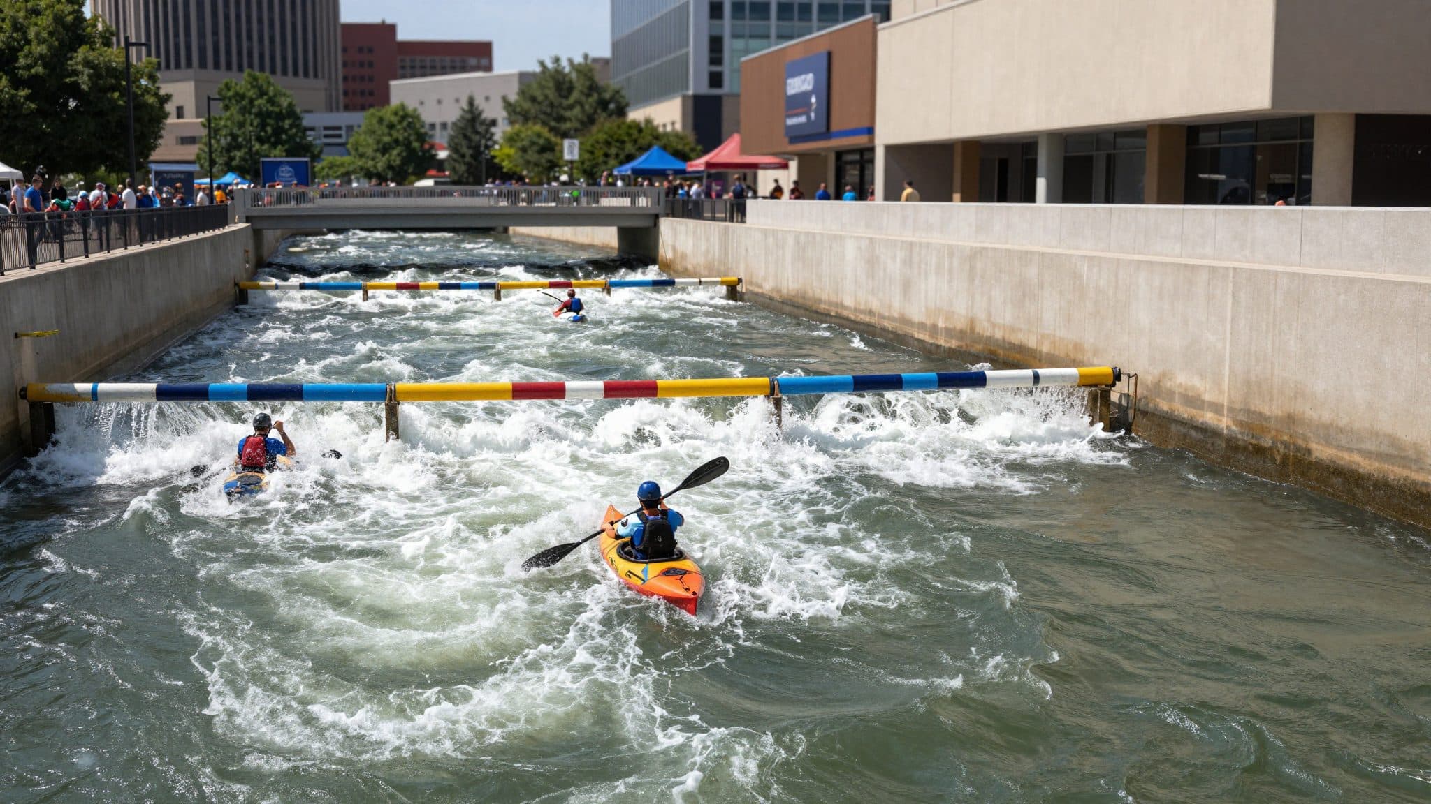 Le trio autrichien de kayak décroche de manière surprenante le bronze mondial en compétition par équipes