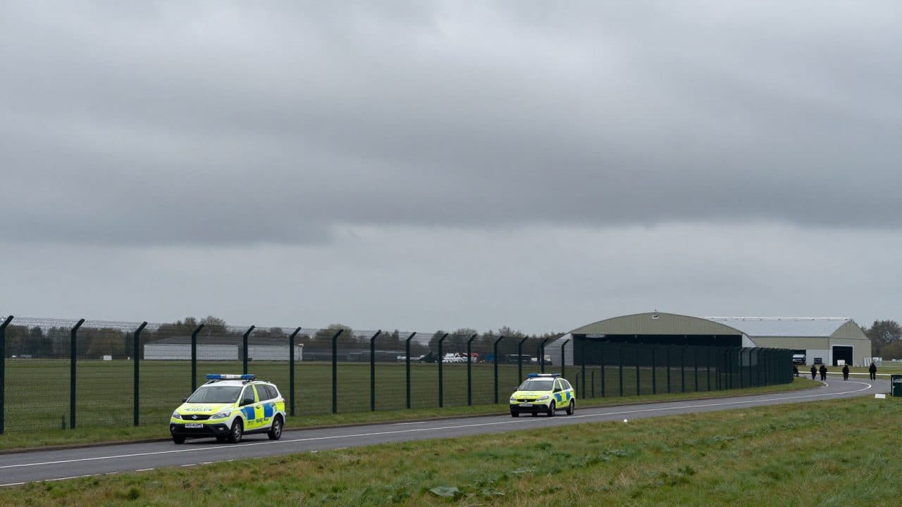 Arrestations à proximité de la base militaire américaine de la RAF Fairford au Royaume-Uni
