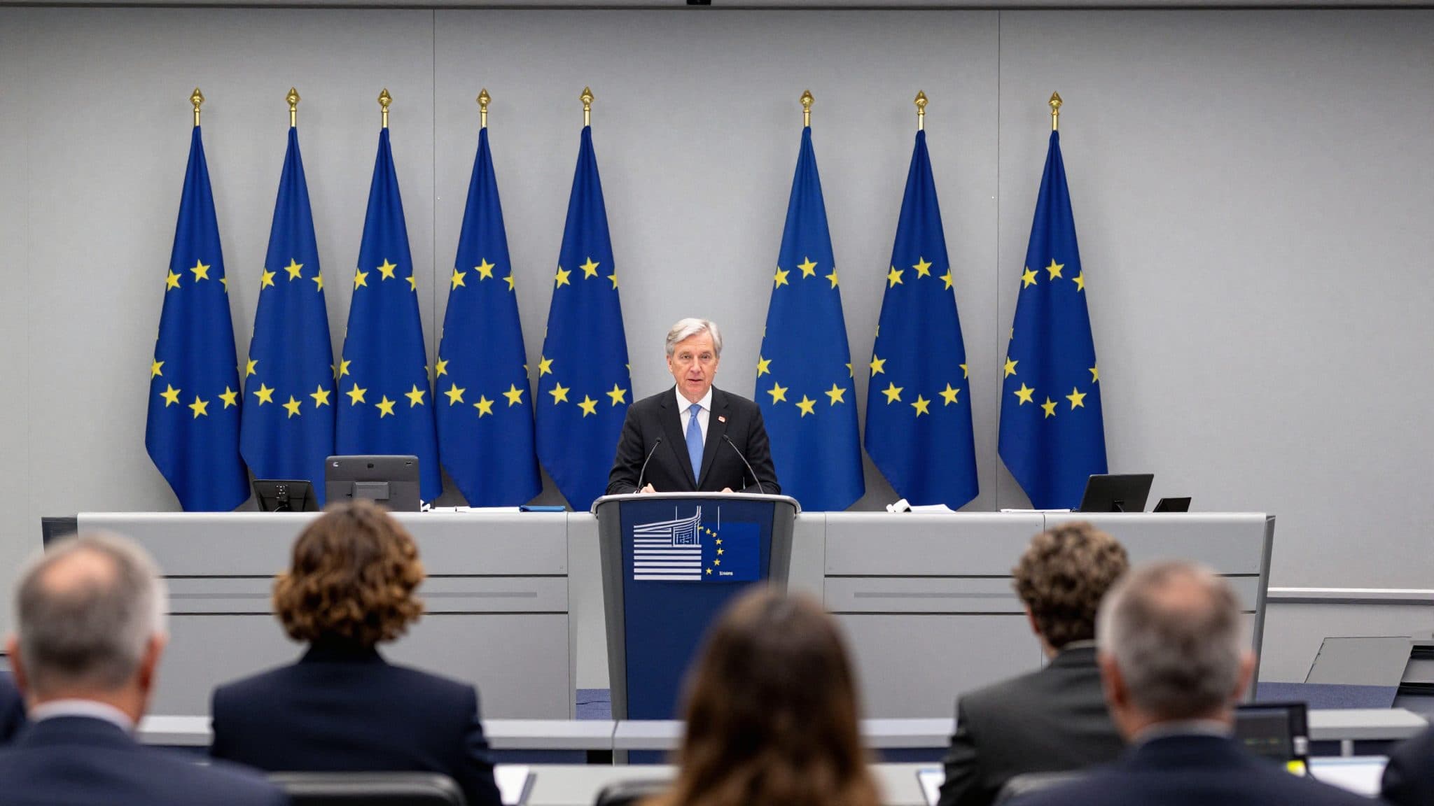 La Commission européenne exempte les montres connectées, les jouets et les équipements spéciaux de l'obligation de batteries remplaçables