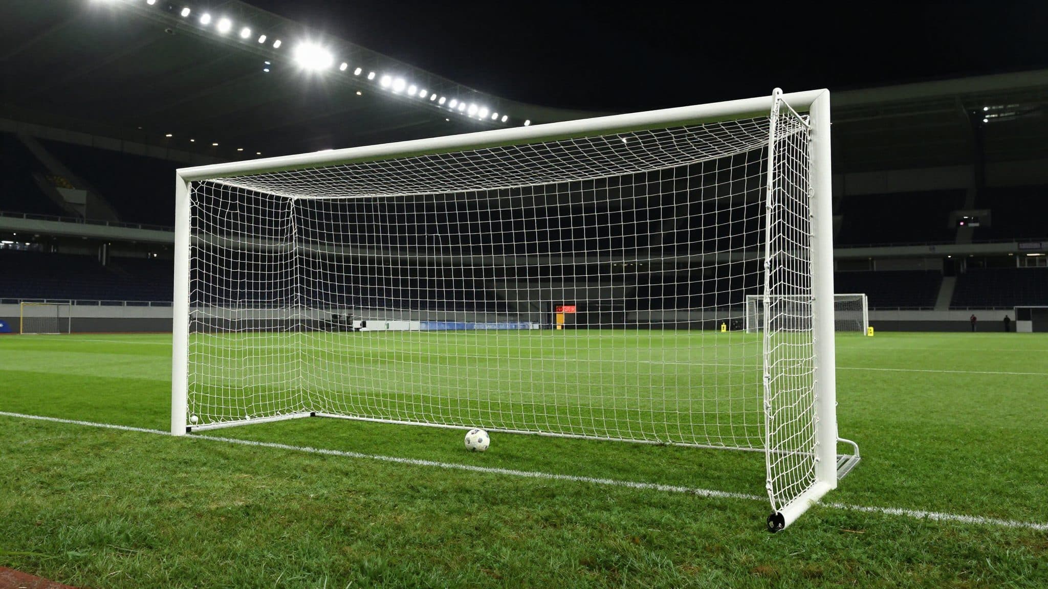 Rapid Wien s'incline en prolongation contre Heart of Midlothian et manque la montée