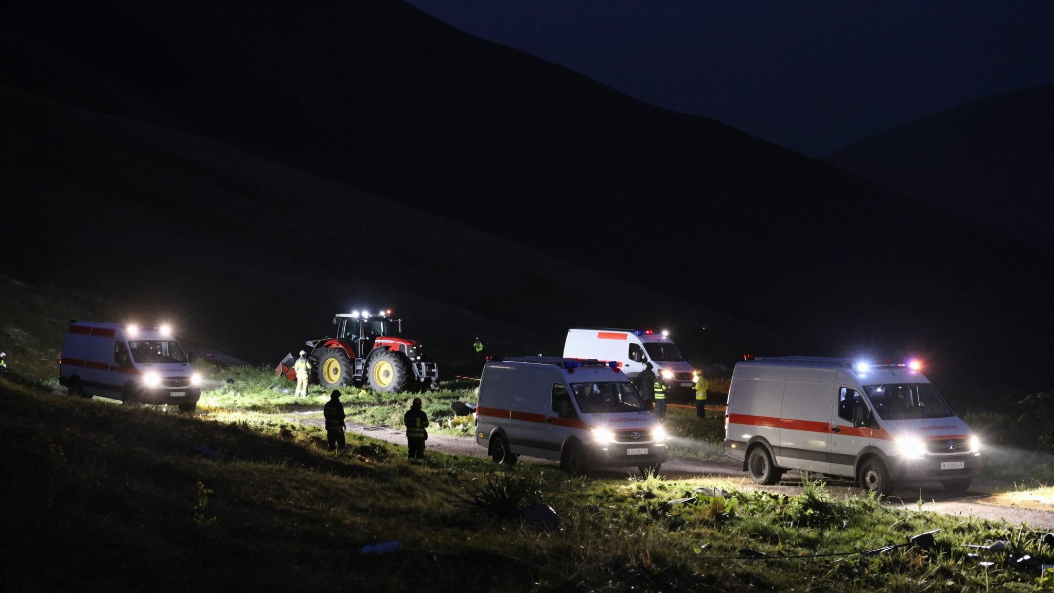 Chute de tracteur à Kürnberg : un agriculteur de 63 ans hospitalisé après des travaux de fenaison
