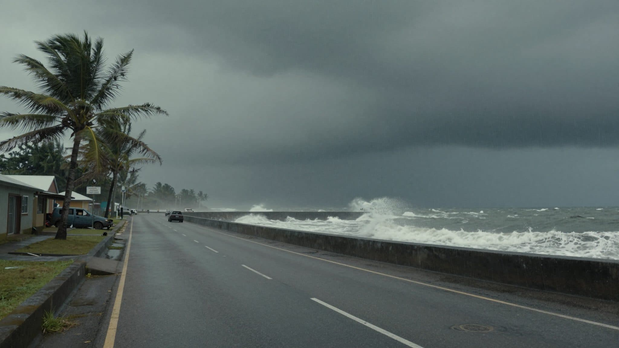 Le super typhon "Bavi" menace Guam et les îles Mariannes du Nord avec des vents atteignant 350 km/h