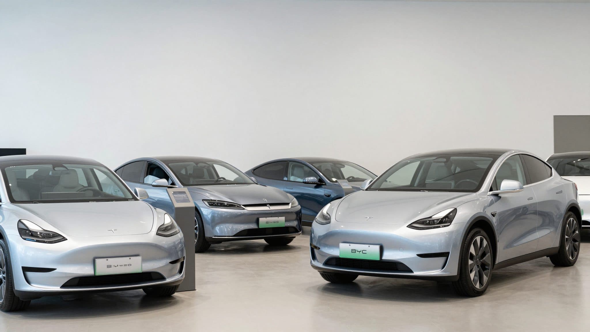 Le marché automobile allemand progresse nettement en juin – les voitures électriques de Tesla et BYD particulièrement prisées
