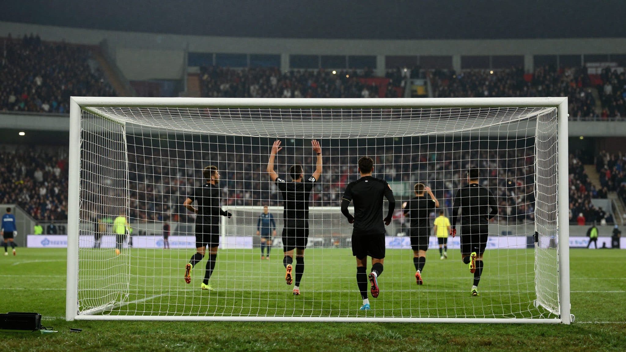 Barcelone s'impose à Valence 5-0 et signe une quatrième victoire consécutive en Liga