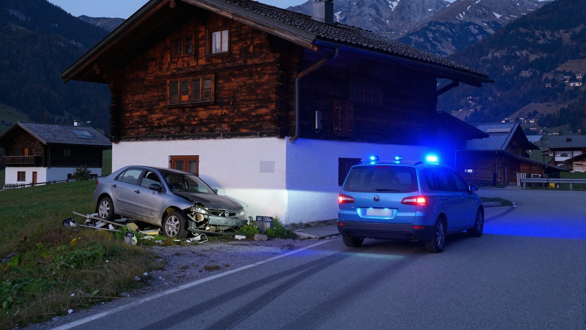 Un jeune automobiliste de 20 ans perd le contrôle de sa voiture et percute un chalet d'alpage dans le Tyrol oriental