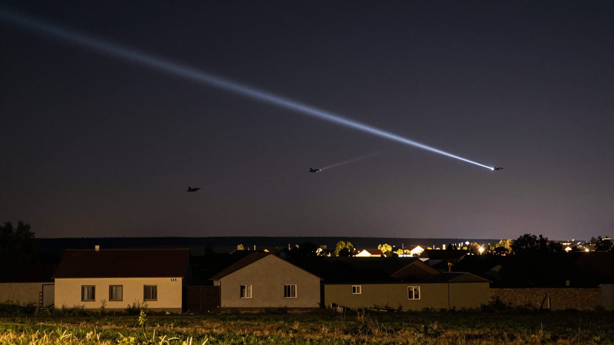 Un missile de croisière russe pénètre dans l'espace aérien polonais – des avions de combat décollent