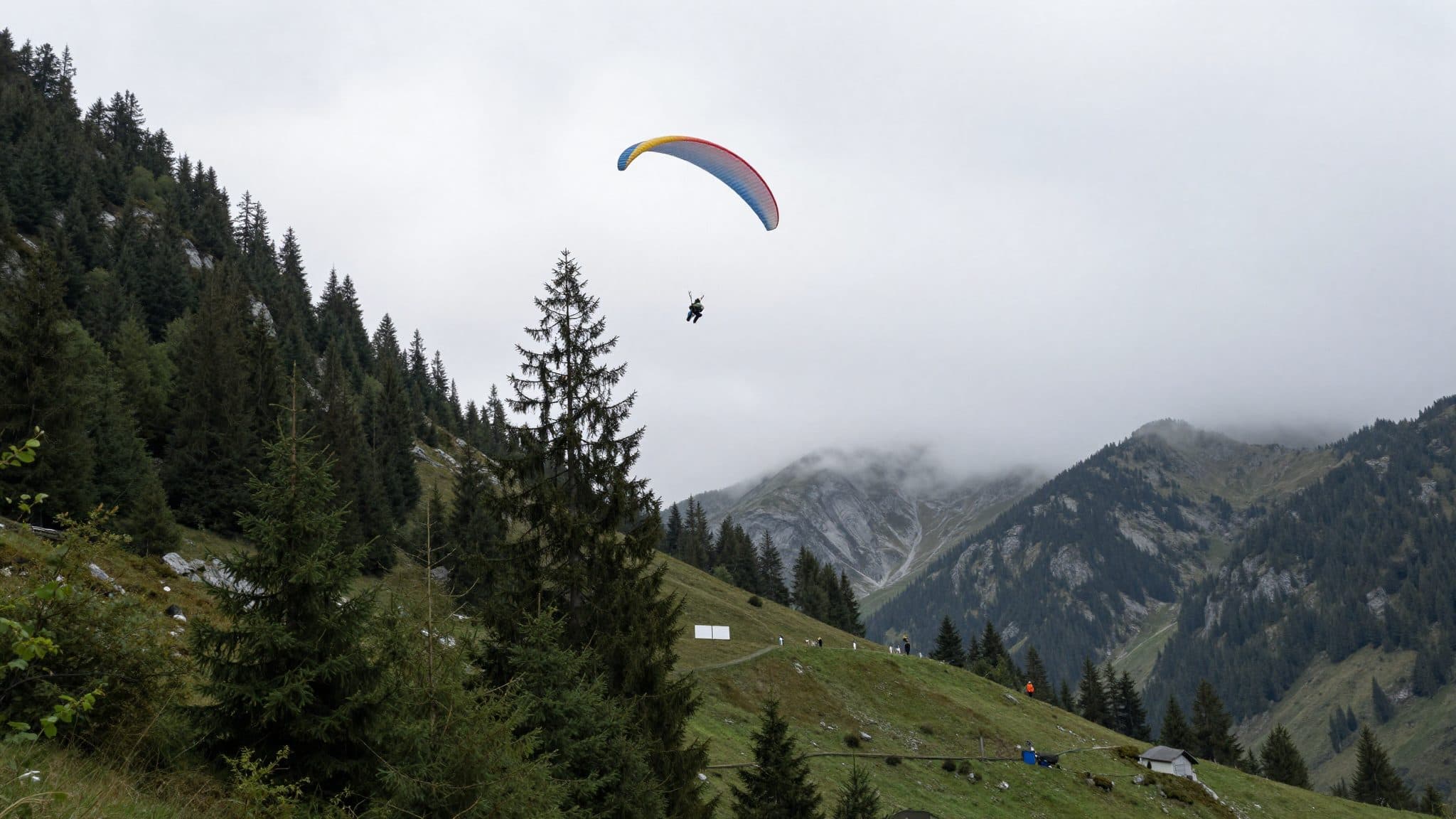 Accident de parapente dans le Stubaital : une Allemande meurt au Tyrol