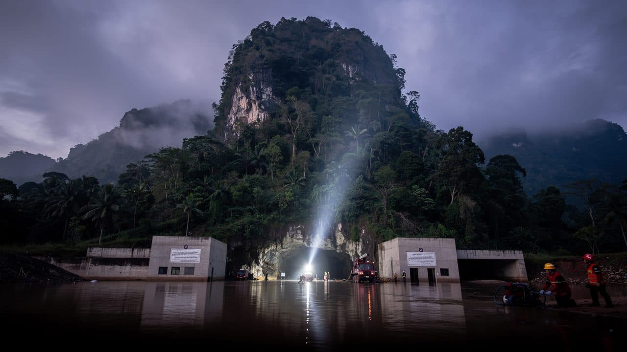 Laos : une mission de sauvetage internationale pour des chercheurs d’or piégés dans une grotte inondée