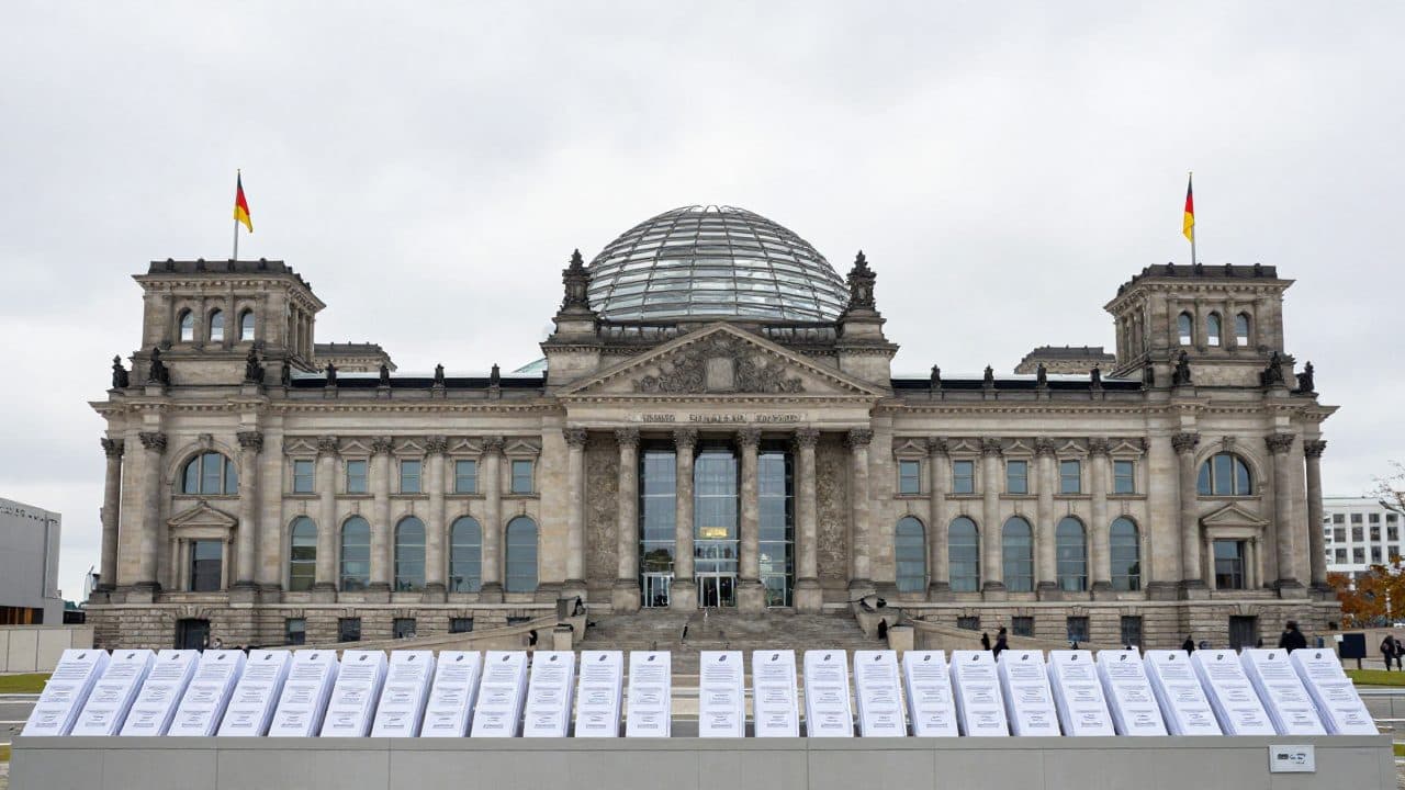 Un sondage révèle un léger recul de l’avance de l’AfD sur l’Union